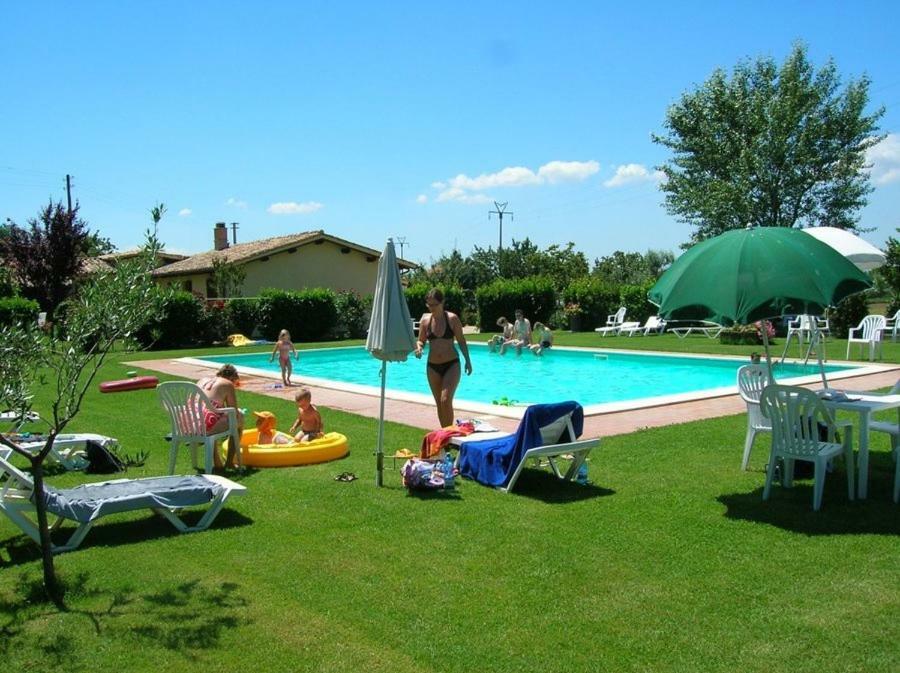 Agriturismo Casale Del Contadino Bolsena Exterior photo